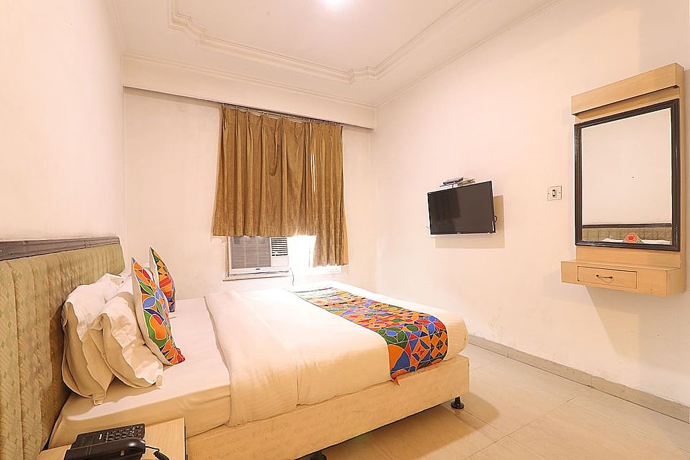 Mohan Hotel Executive Room 