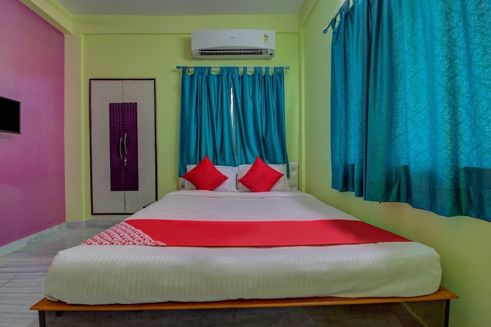 OYO Flagship 13777 VIP Palace Standard Double Room 13