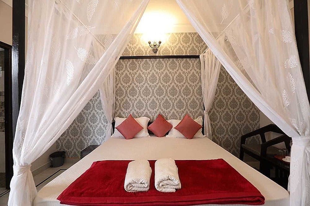 Harmony Blue Udaipur Deluxe Room 4