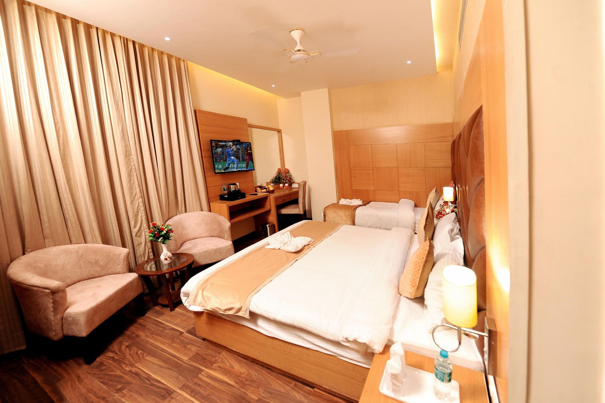 Deluxe Room, City View