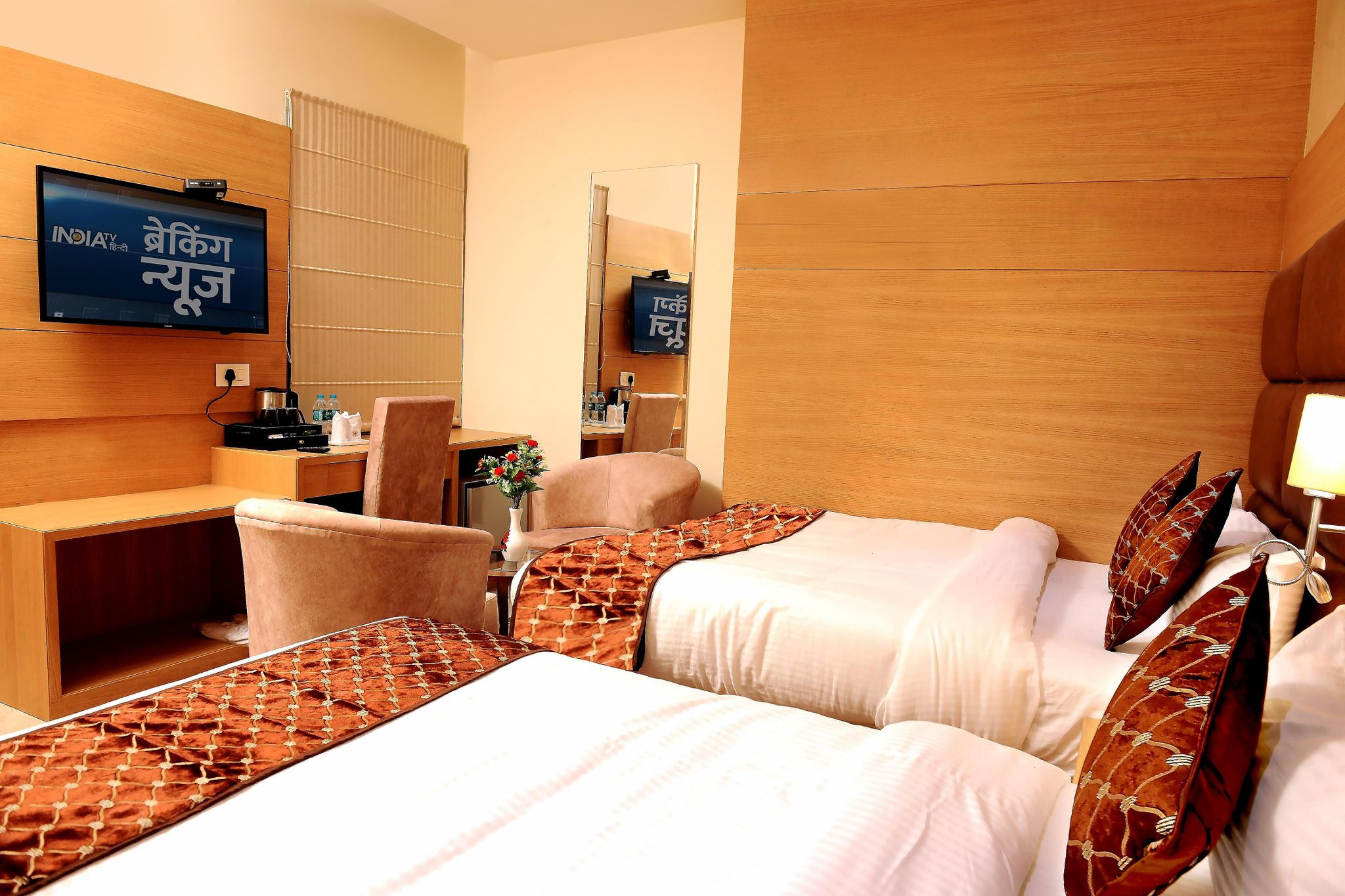 Family Room (No View)