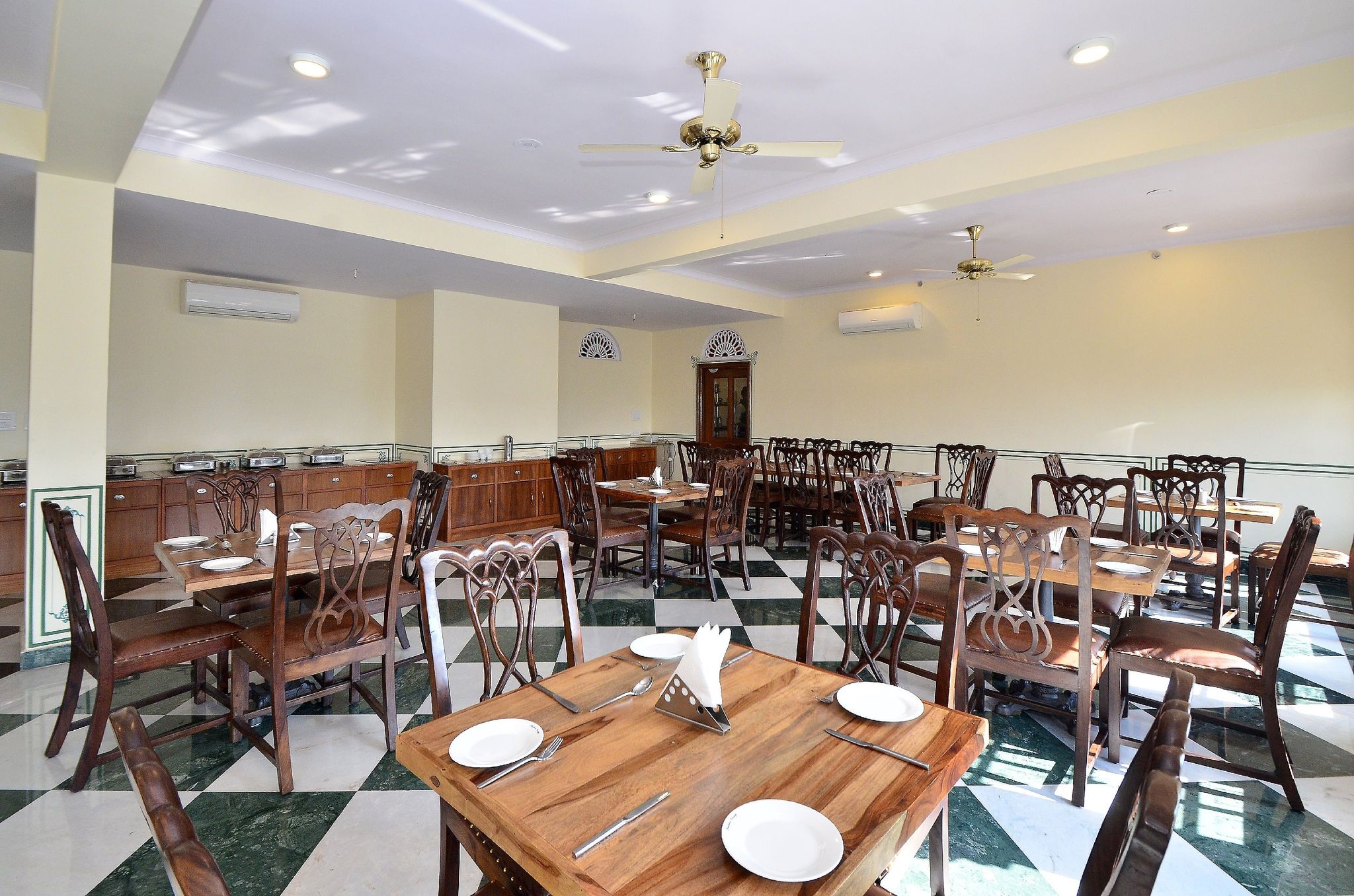 Aaram Mahal by Pachar Group