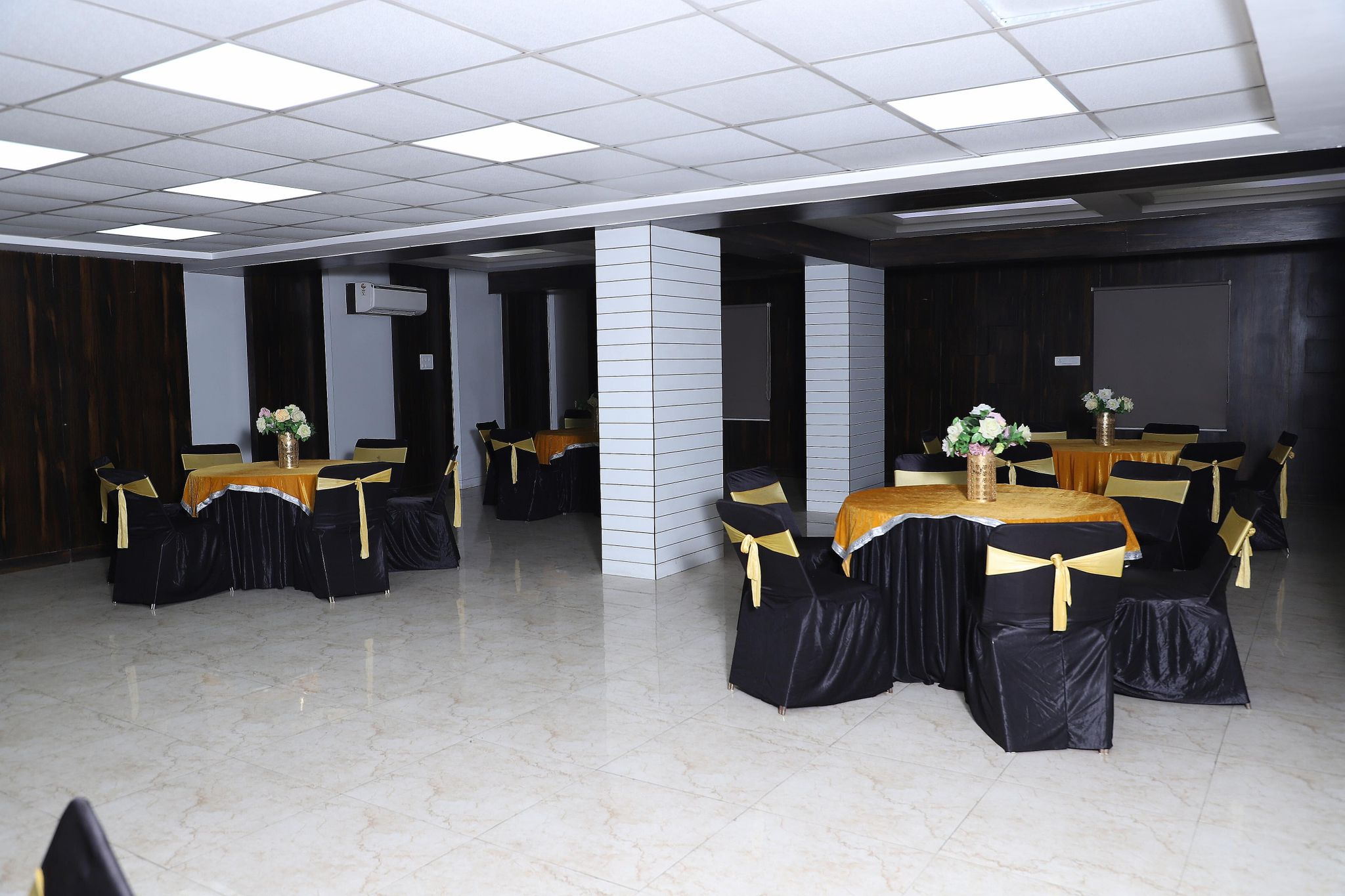 undefined Hotel Bauji Palace by Hari Hospitality 4