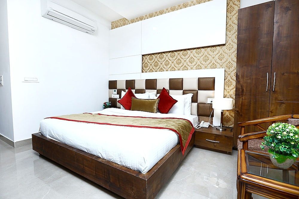 Luxe Stayz Heritage Street Deluxe Room 21