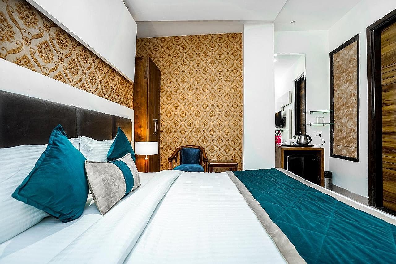 Luxe Stayz Heritage Street Deluxe Room 7