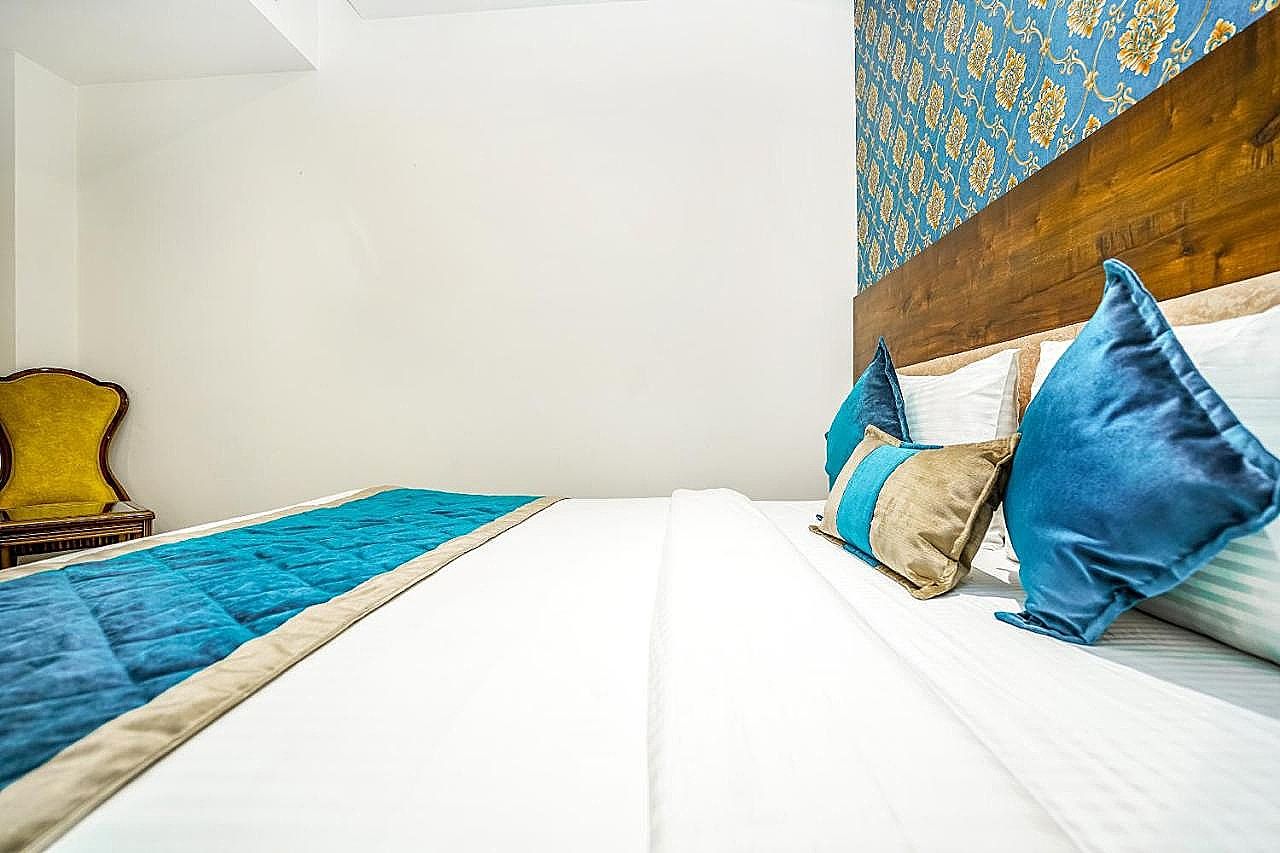 Luxe Stayz Heritage Street Deluxe Room 14