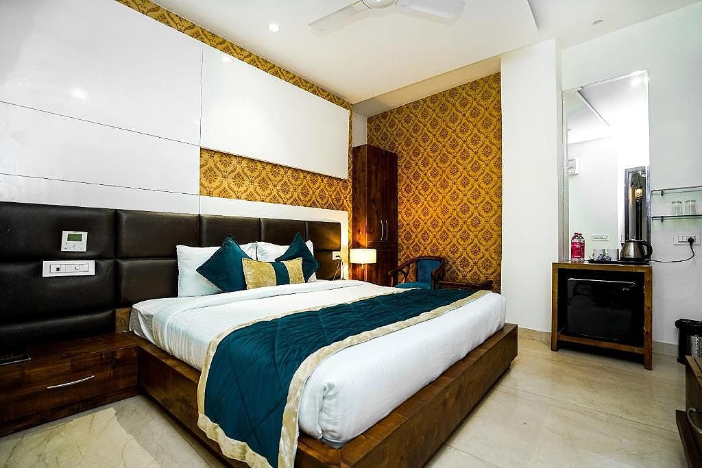Luxe Stayz Heritage Street Deluxe Room 26