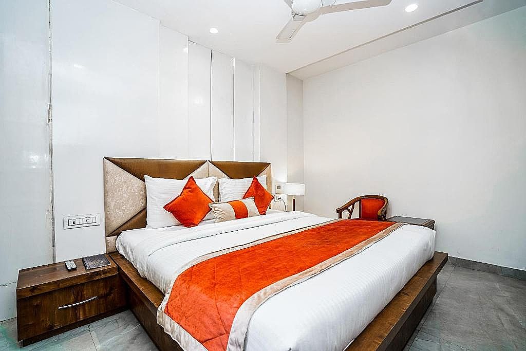 Luxe Stayz Heritage Street Deluxe Room 5