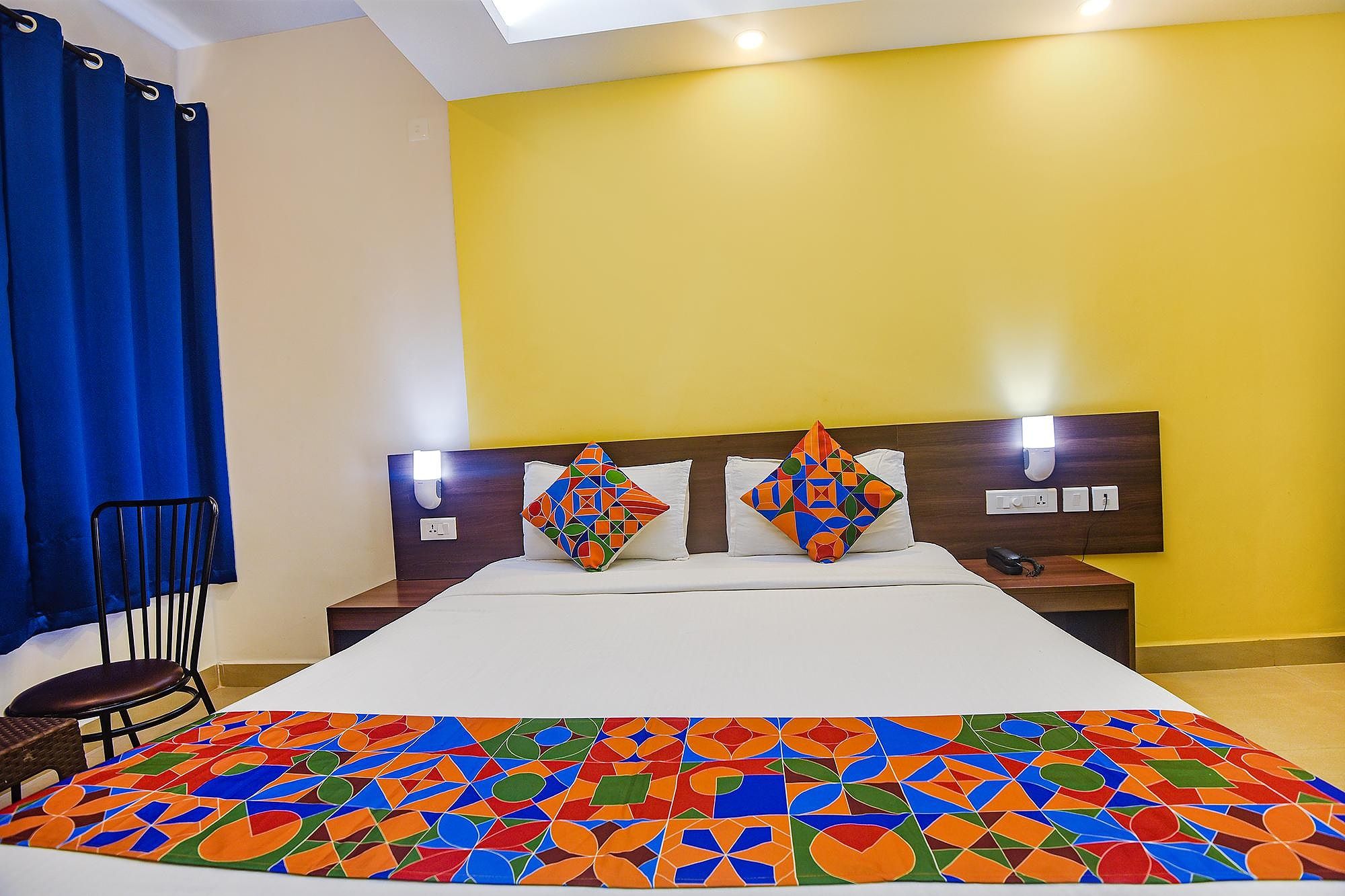 Flagship Relax Holiday Home Near Big G Deluxe Room 3