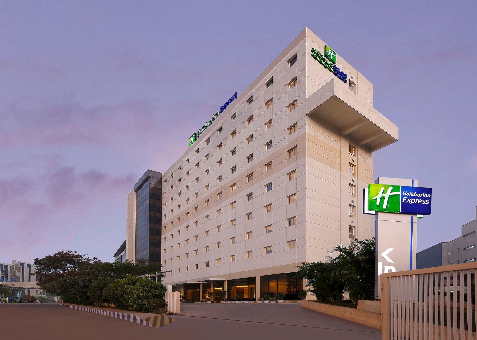 undefined Holiday Inn Express HYDERABAD HITEC CITY by IHG 7