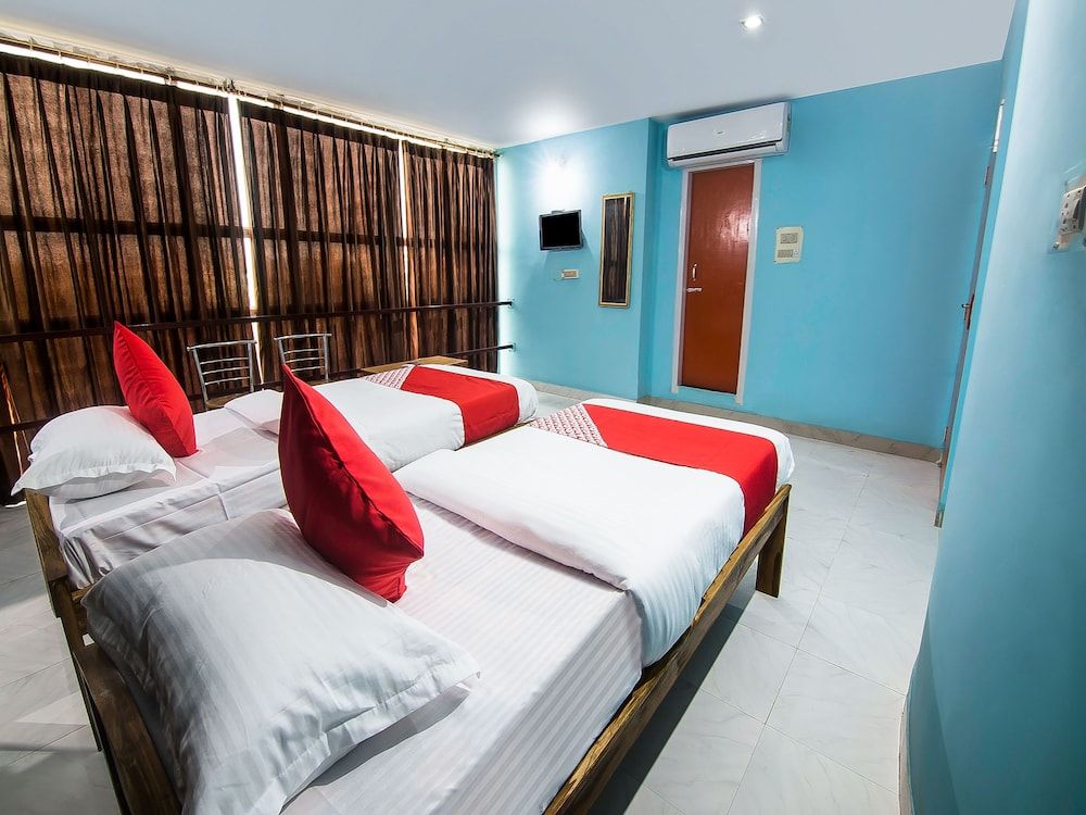 OYO 14737 LG Towers Double or Twin Room 12