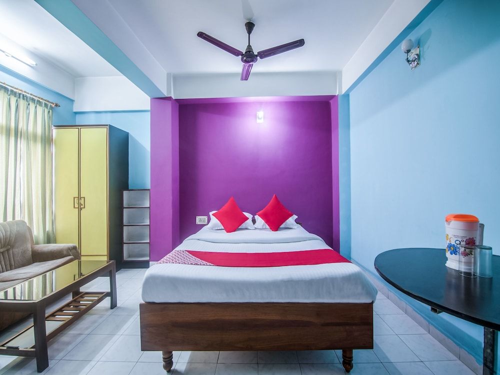 OYO 14737 LG Towers Double or Twin Room