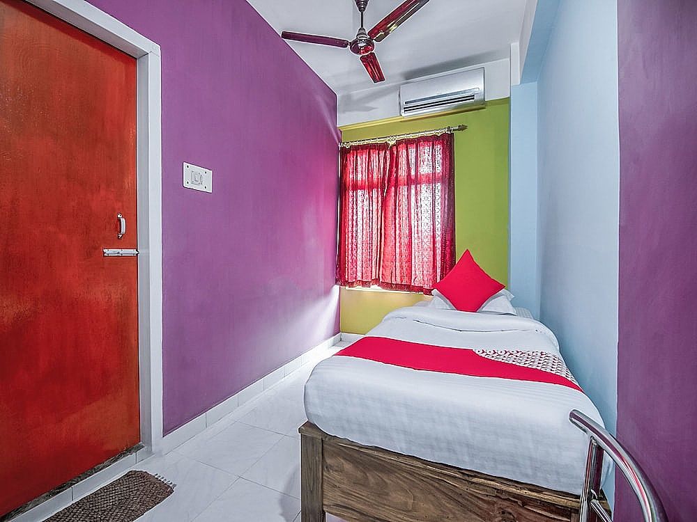 OYO 14737 LG Towers Single Room, 1 Twin Bed 16