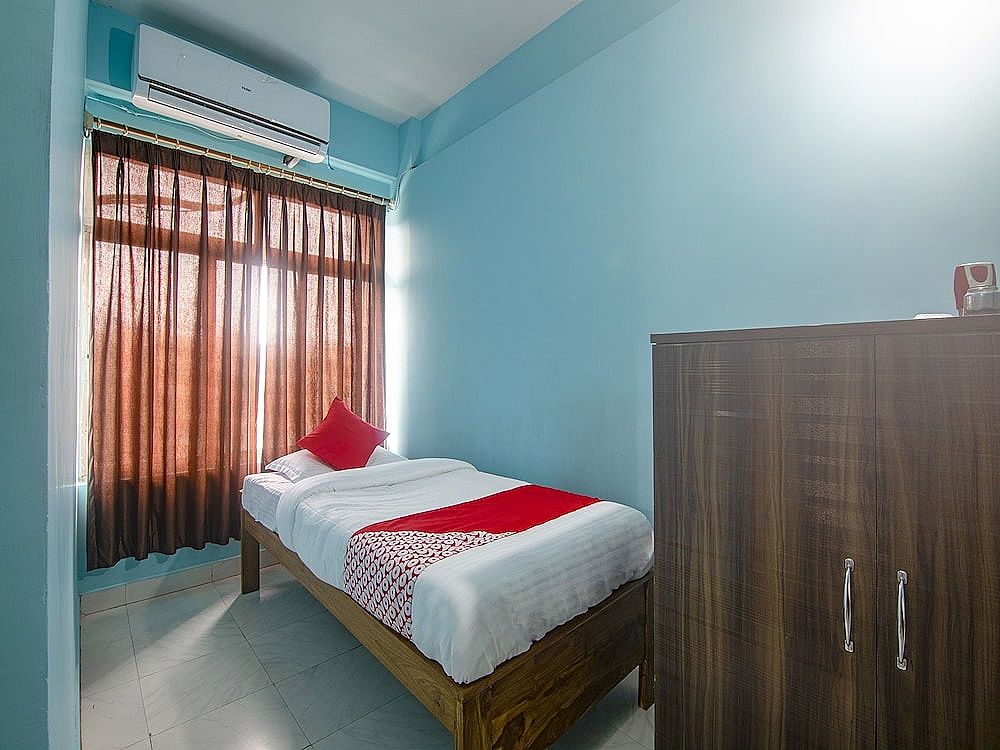 OYO 14737 LG Towers Single Room, 1 Twin Bed 5