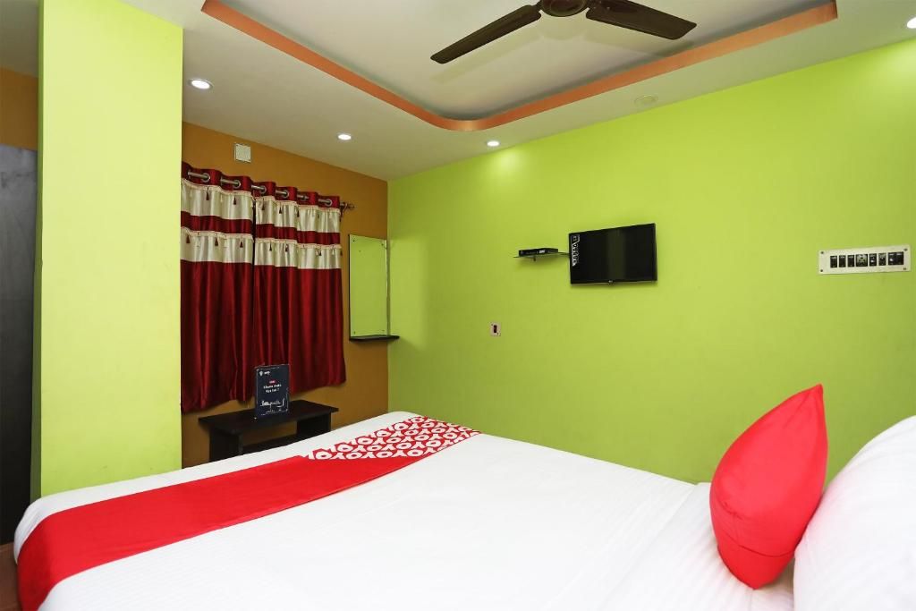 OYO 16058 Classic Inn Classic Room 7