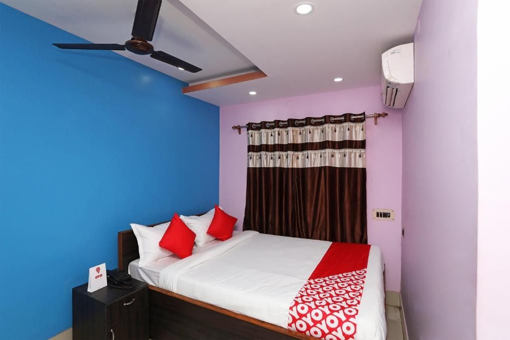 OYO 16058 Classic Inn Saver Double Room