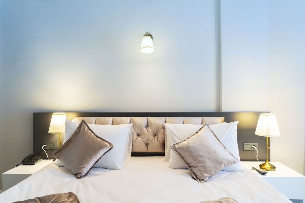 undefined Niss Lara Hotel 5