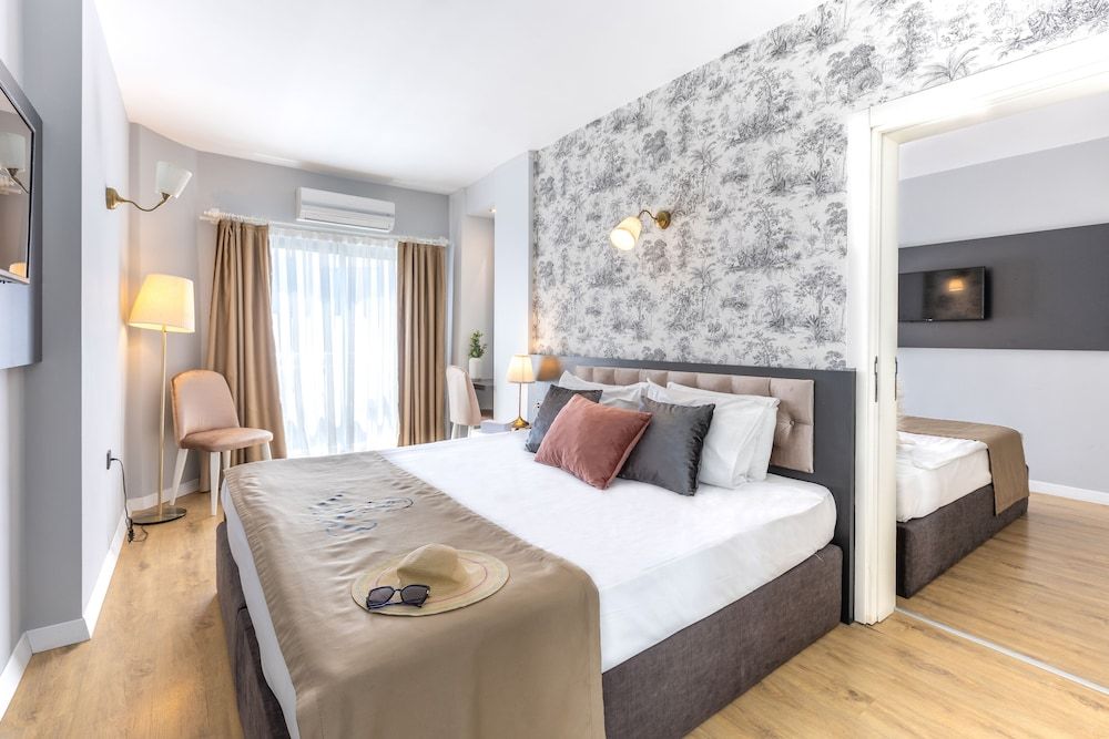 undefined Niss Lara Hotel