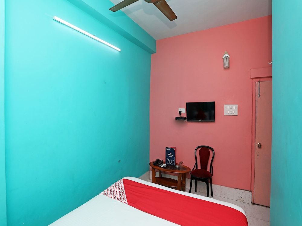 OYO 16600 Ken Guest House 2 Double or Twin Room 6