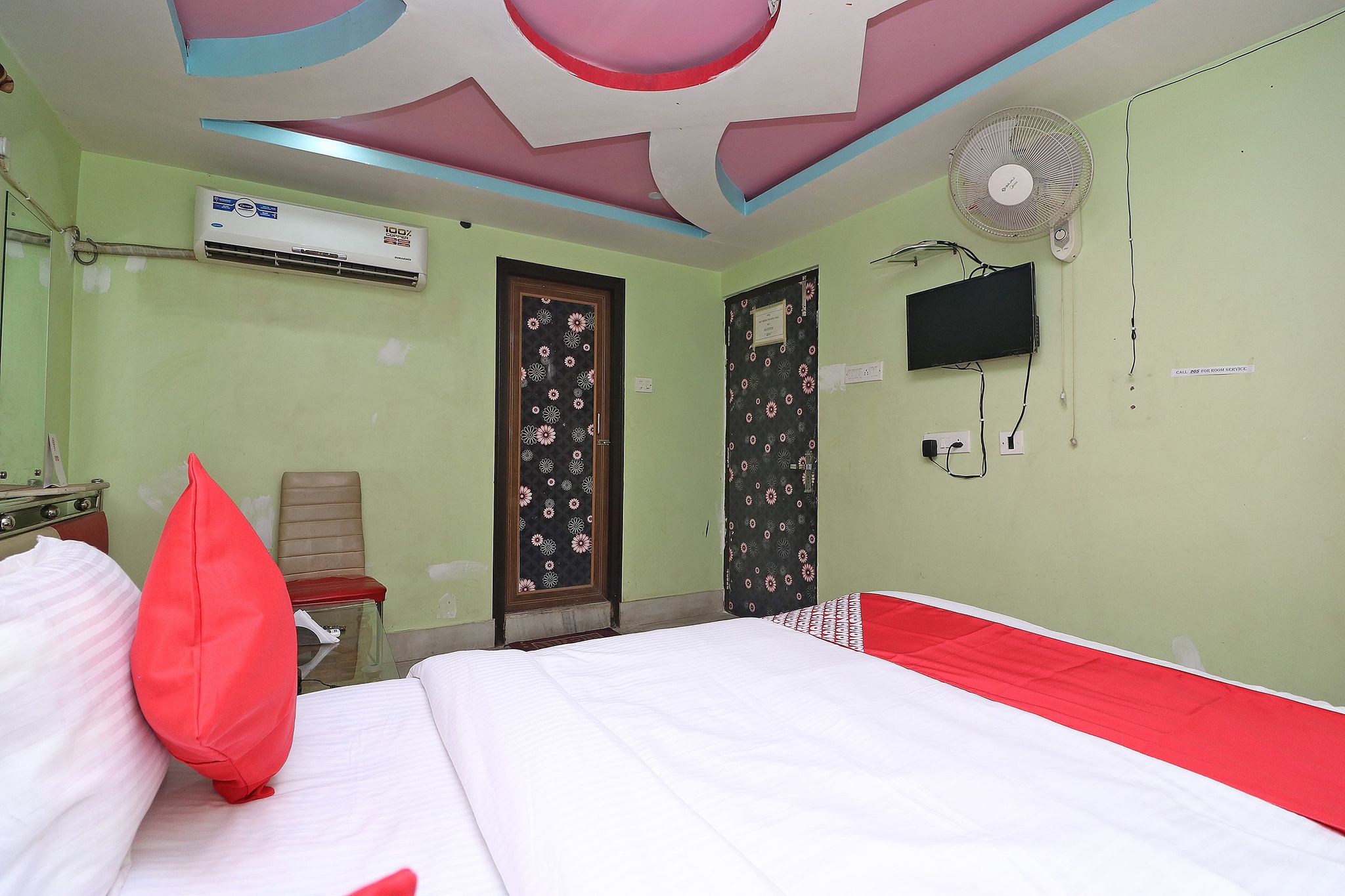 Hotel O by OYO Xpress Inn Classic 3