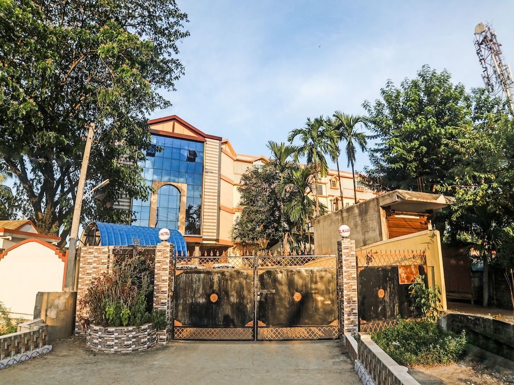 undefined OYO 17255 Hotel Kanika Inn