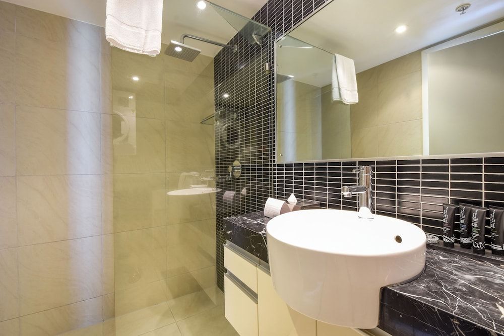 Mantra Pandanas 2 Bedroom Dual Key City View 4