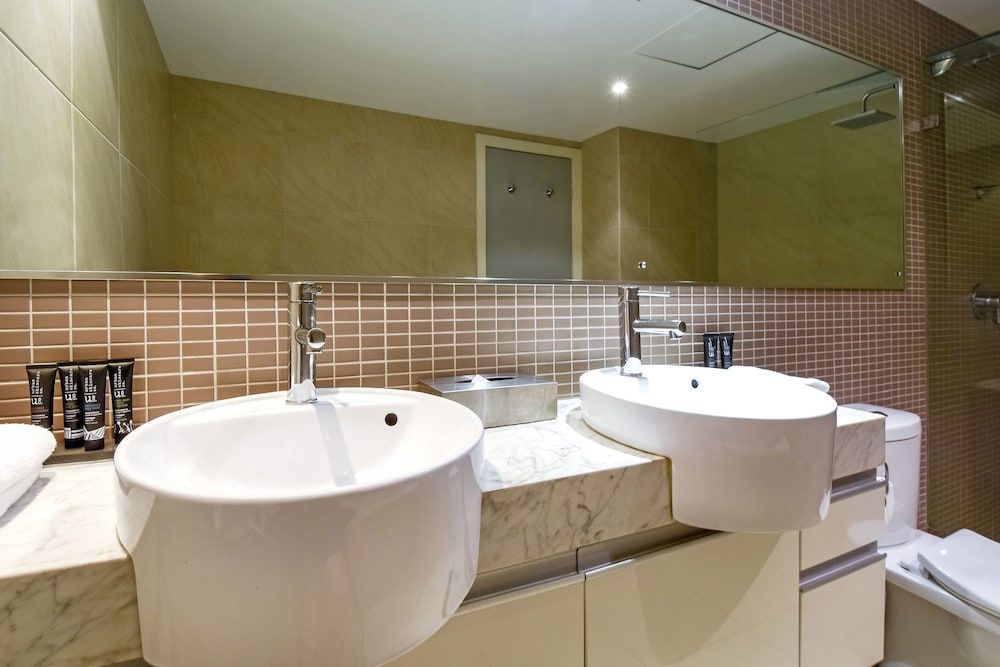 Mantra Pandanas 2 Bedroom Dual Key City View 5