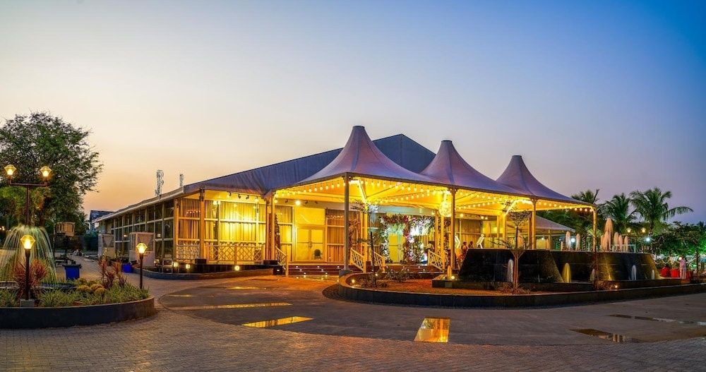 undefined MGM Beach Resort 5