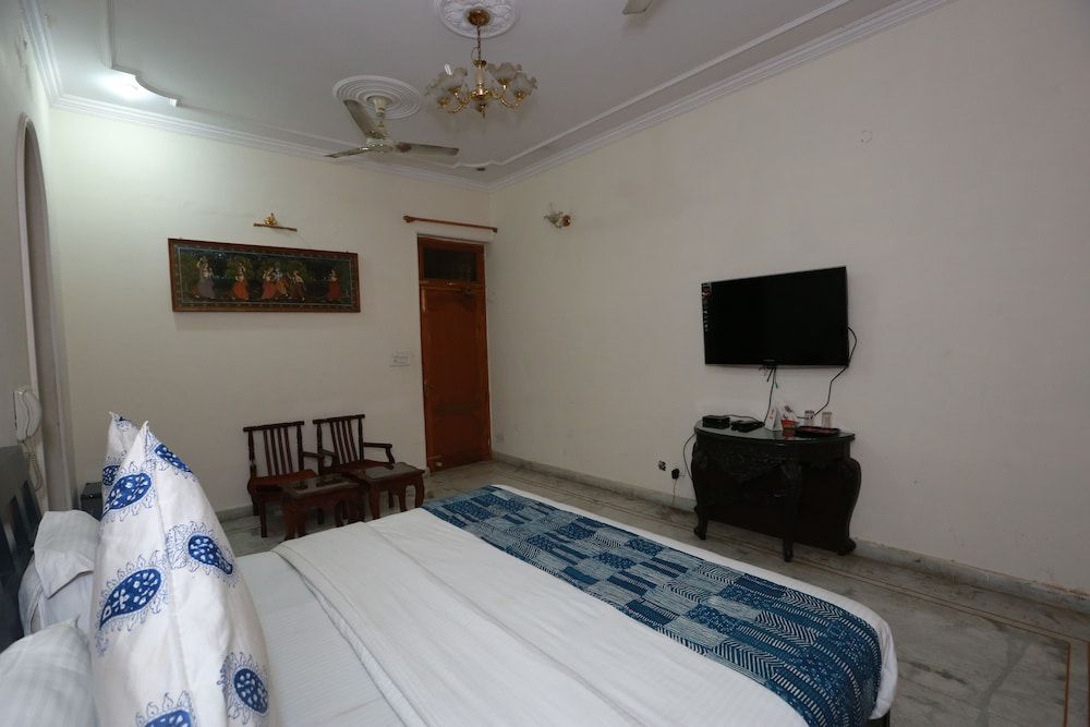 OYO 5634 IVY Stays - Manoj Pandey Chowk Double or Twin Room 5