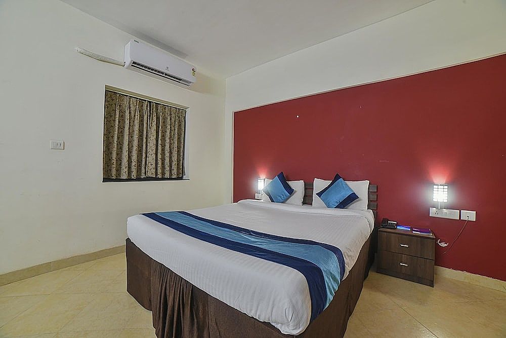 Mint Royale Resort Deluxe Double Room, 2 Twin Beds 3