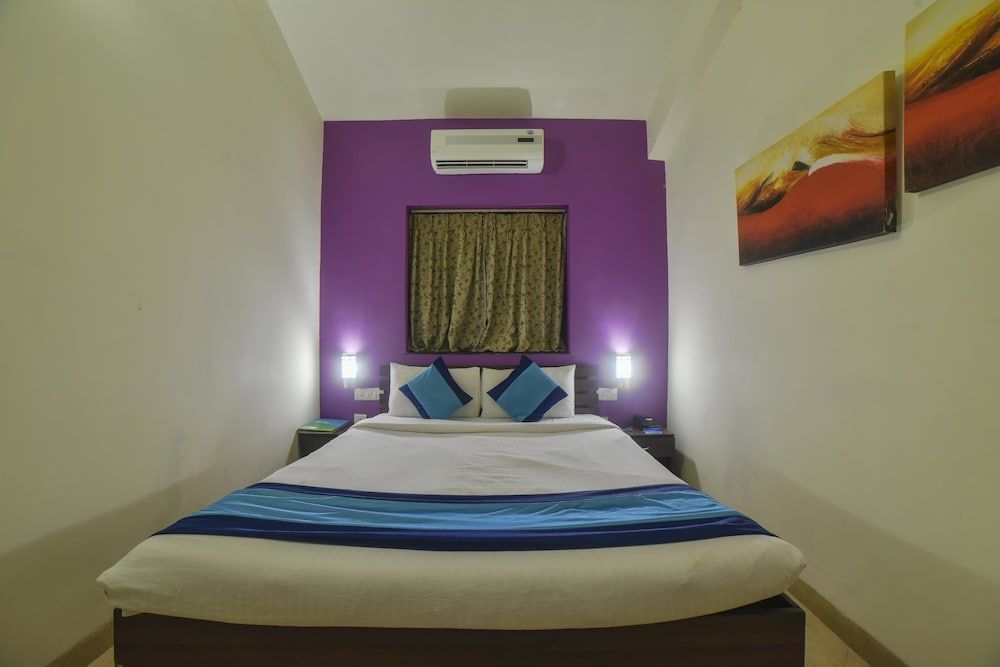 undefined Mint Royale Resort 6