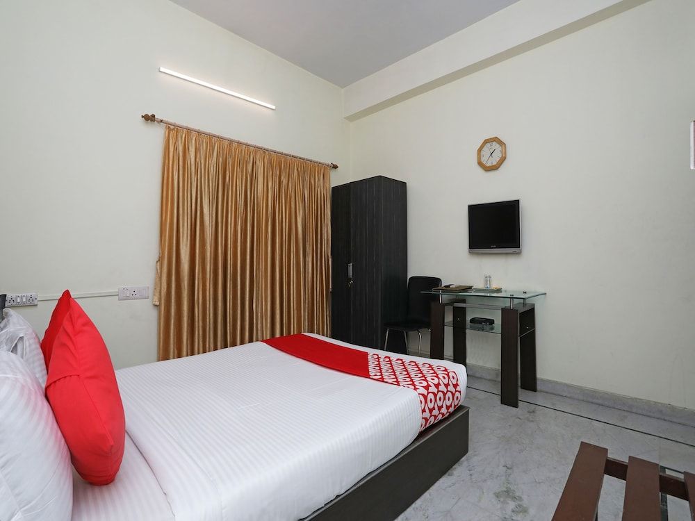 undefined OYO 1235 Salt Lake Sector 1 10