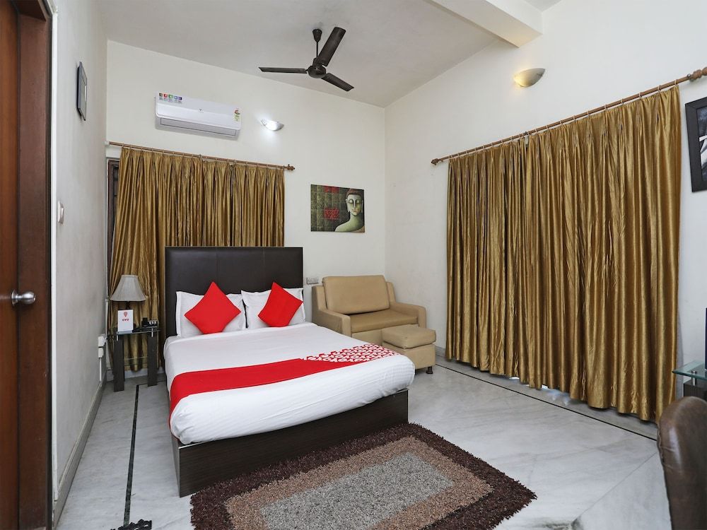 undefined OYO 1235 Salt Lake Sector 1 9