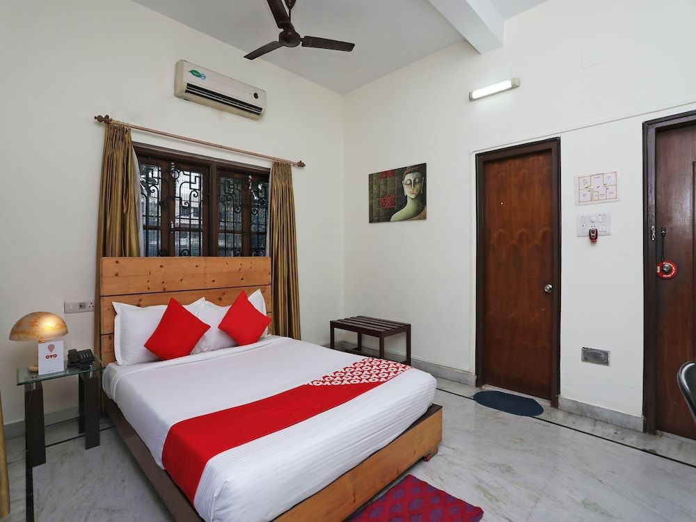 OYO 1235 Salt Lake Sector 1 Suite 13