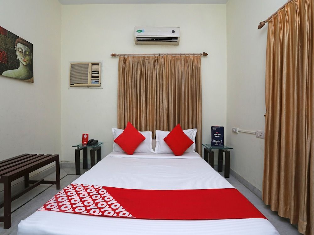 undefined OYO 1235 Salt Lake Sector 1 6