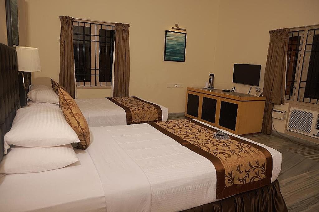 Deluxe Double or Twin Room