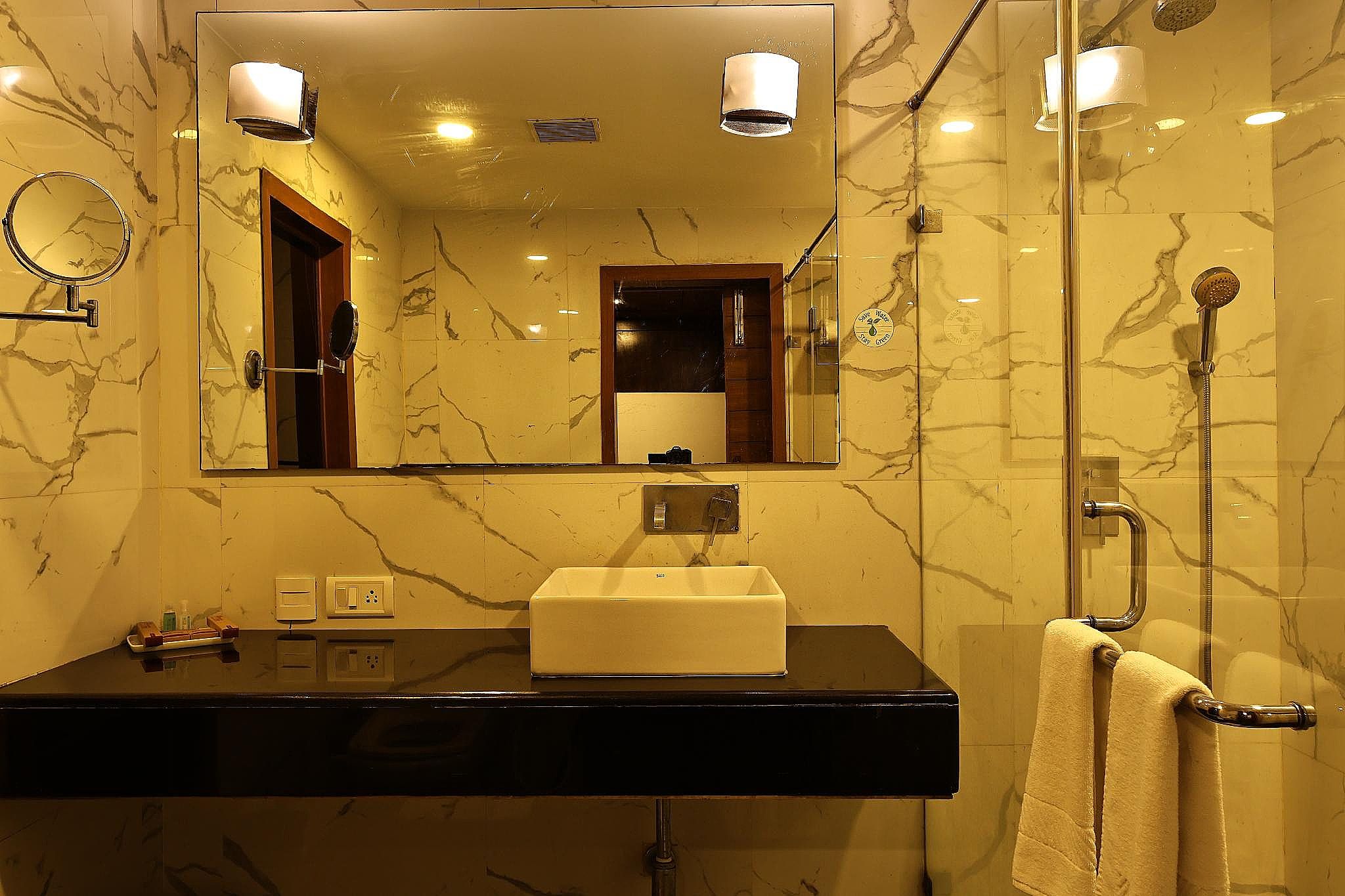 VGP Golden Beach Resort Garden View Room 7