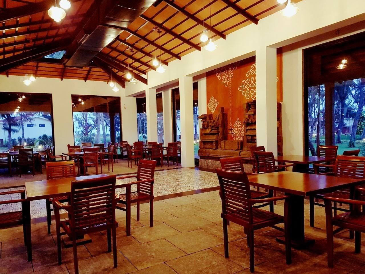 Food & Dining