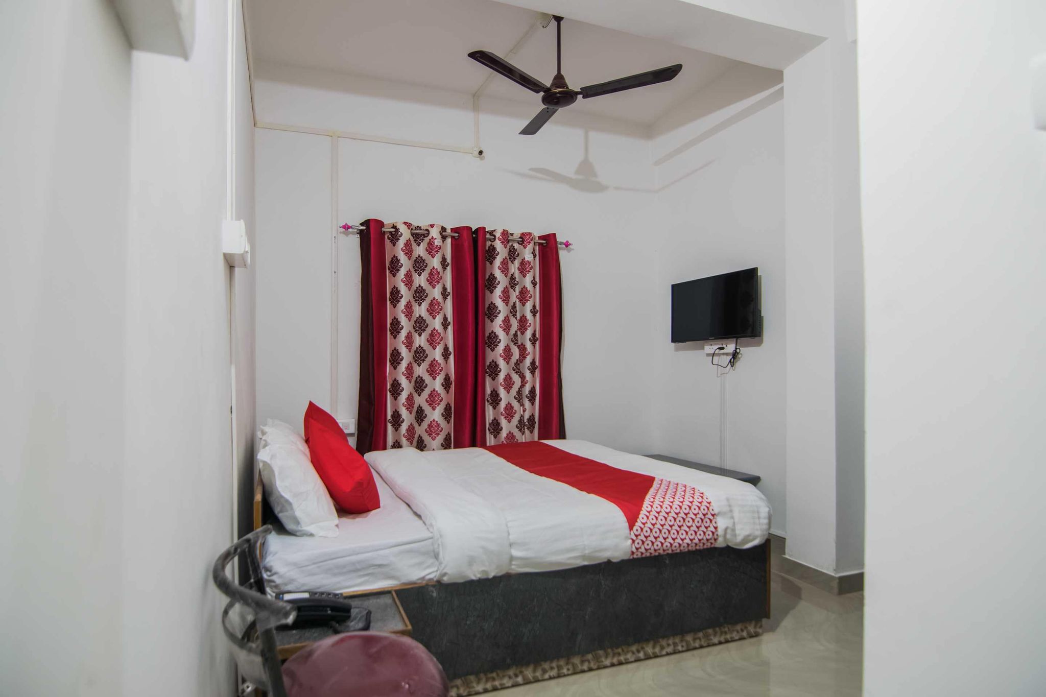 Hotel O by OYO Jp Homes Classic Room 4