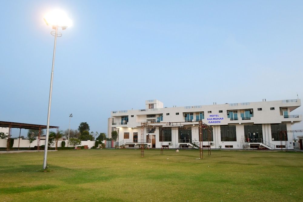 undefined Hotel Gulmor Garden 2