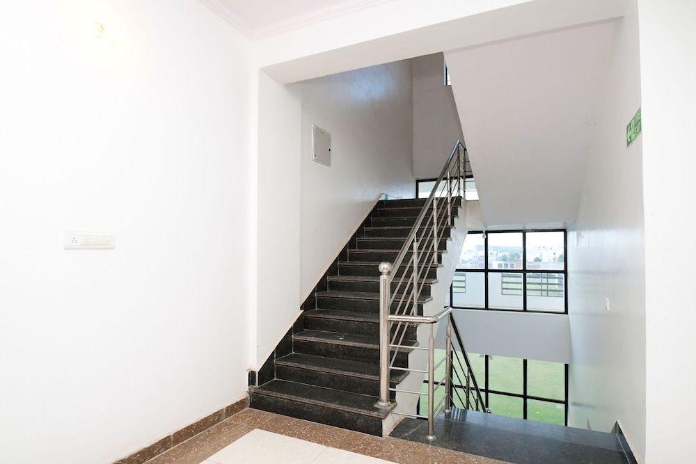 undefined Hotel Gulmor Garden 5