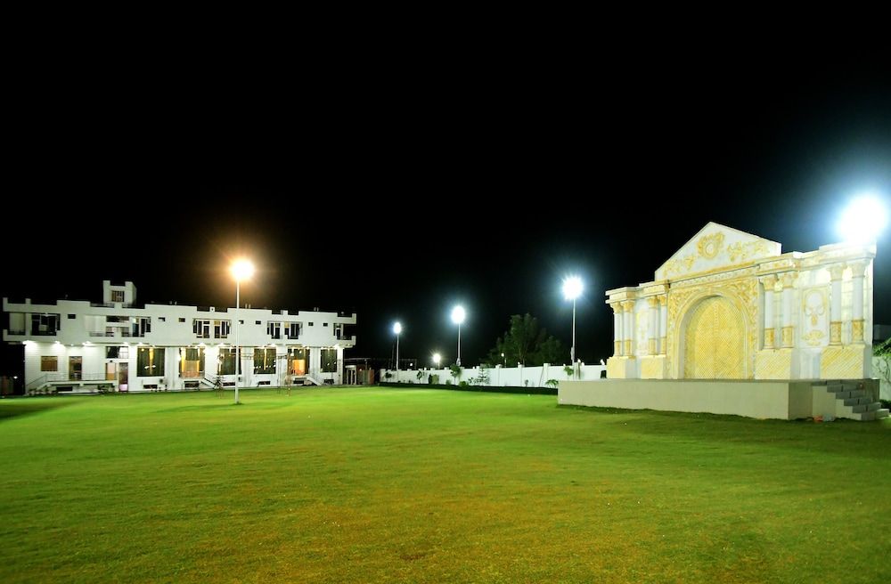 undefined Hotel Gulmor Garden