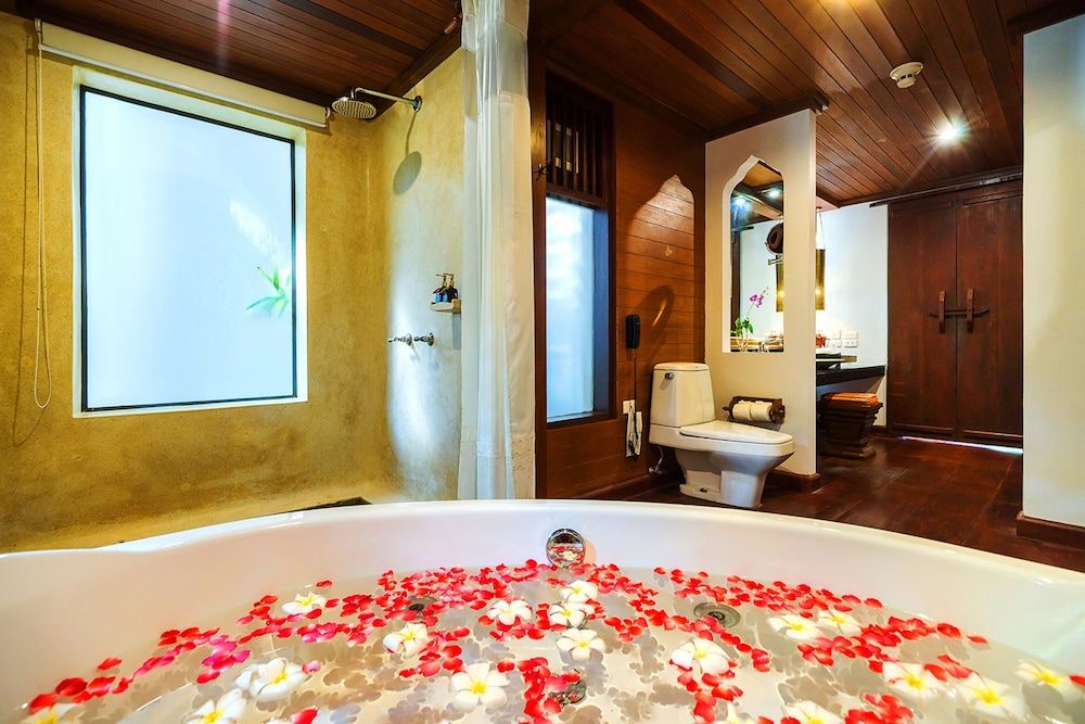 Muang Samui Spa Resort Grand Suite, Pool View 7