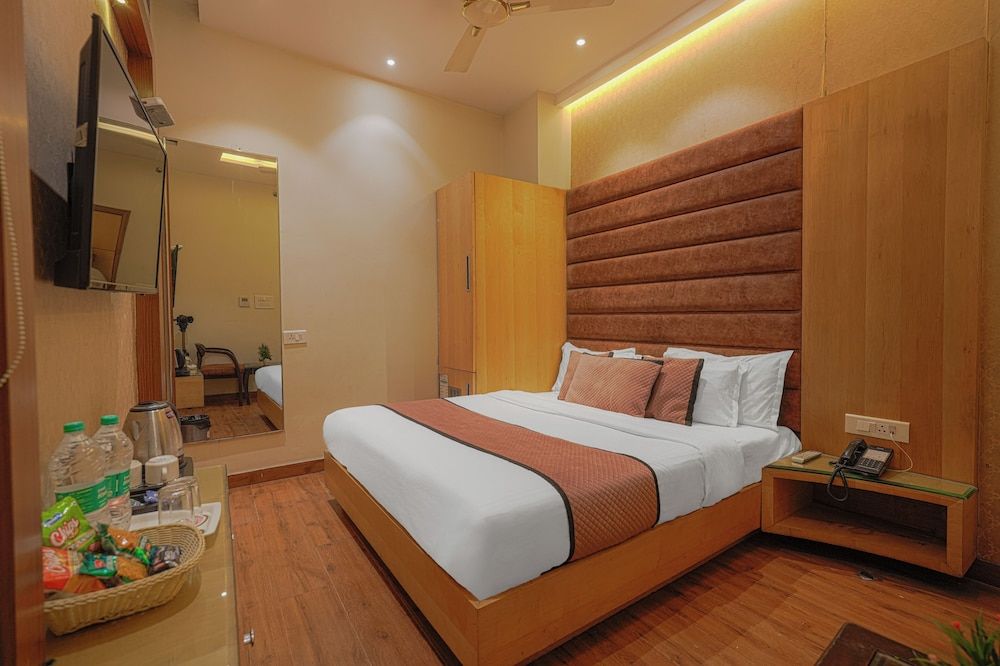 CSJS Inn Hotel Marketed by Kiwiana Premium Room 13