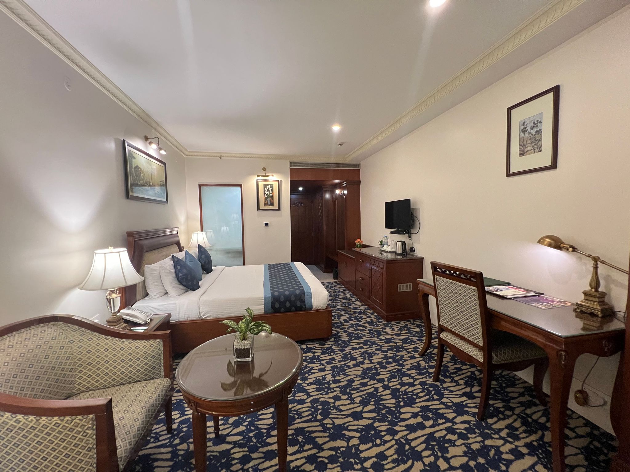 Hotel ROYALE de CASA Luxury Room 13