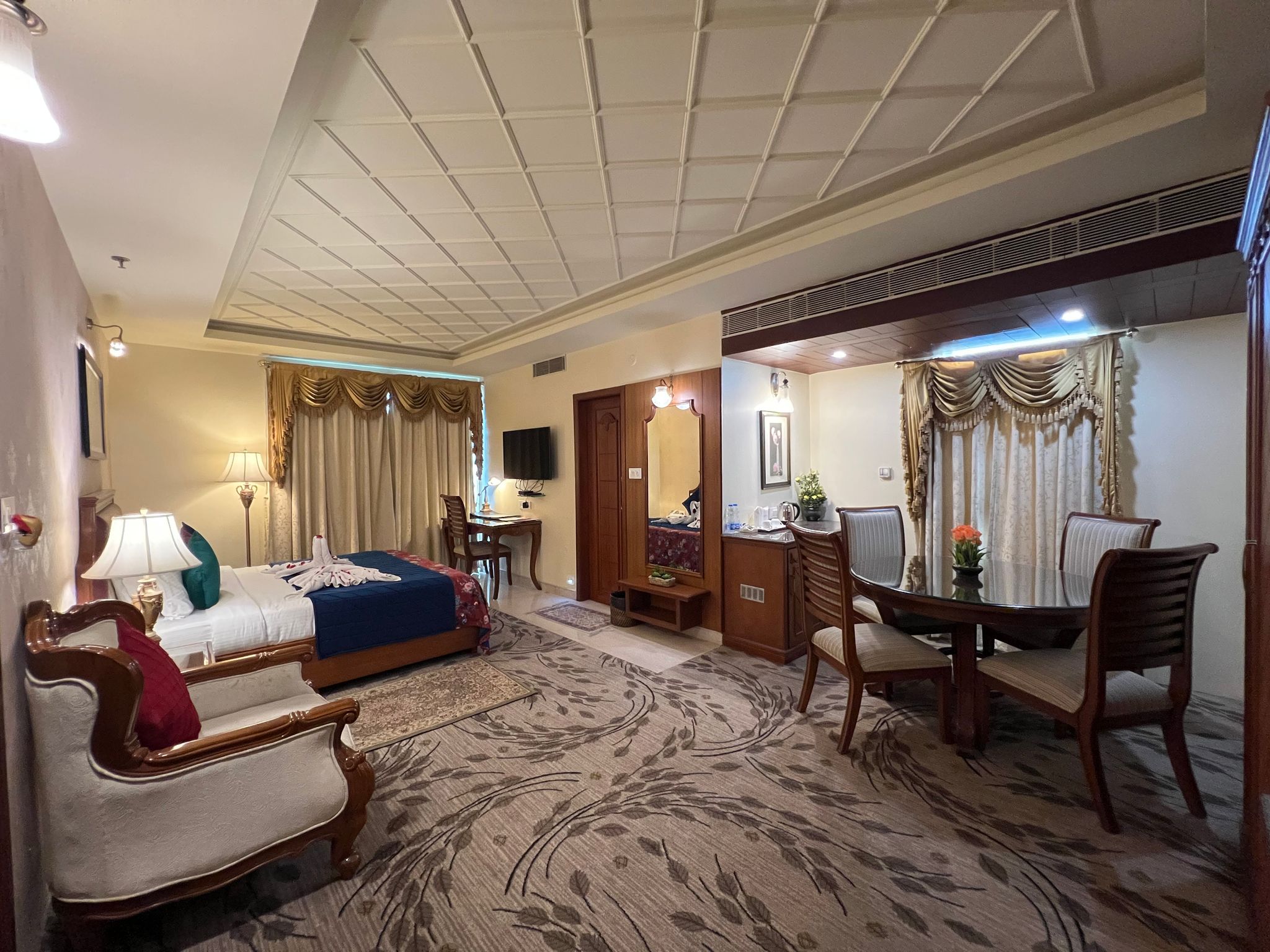 Hotel ROYALE de CASA Maharaja Suite 3