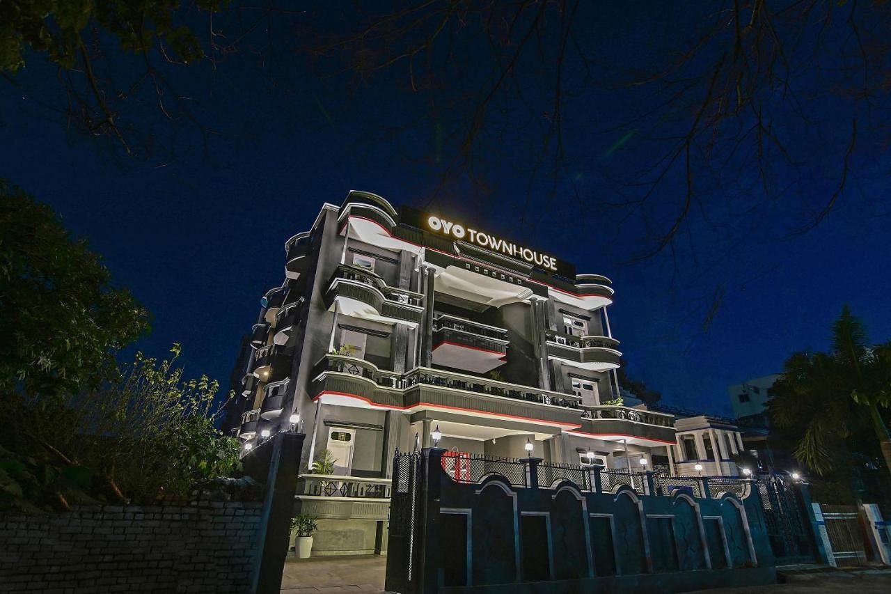 undefined Super Townhouse Vijay Khand Gomti Nagar 2