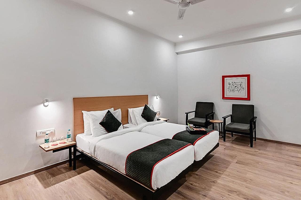 Super Townhouse Vijay Khand Gomti Nagar Deluxe Room 3
