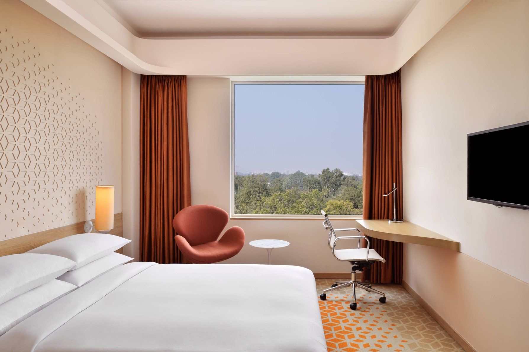 Superior, Guest room, Queen, City view