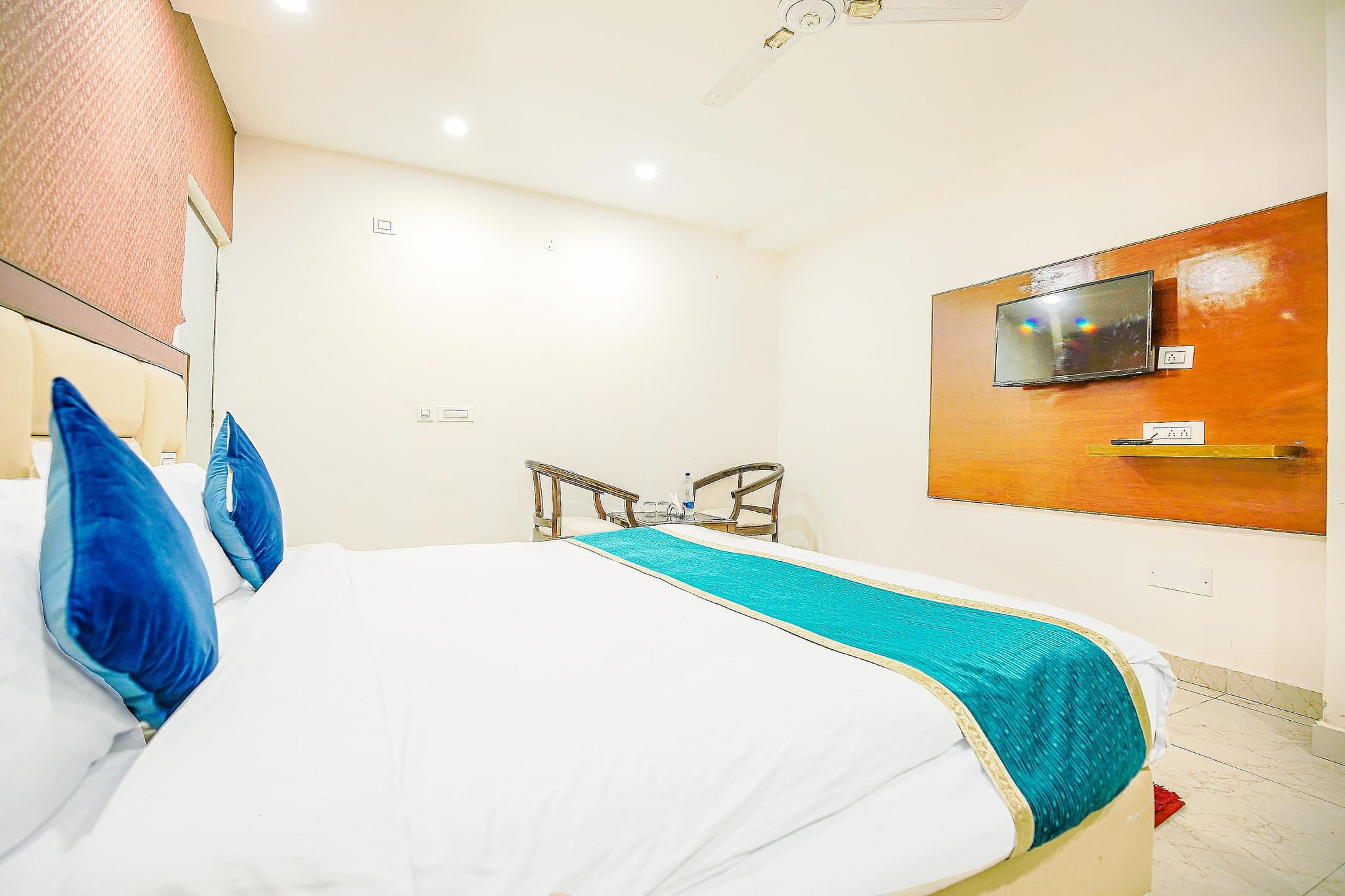 Silky Resort Deluxe Rooms 3